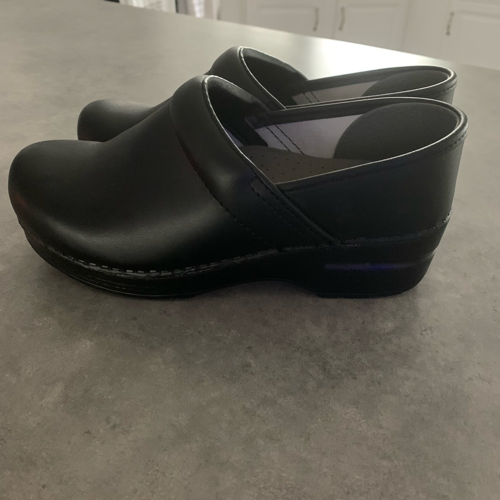 Dansko clogs Size 36. Worn once.